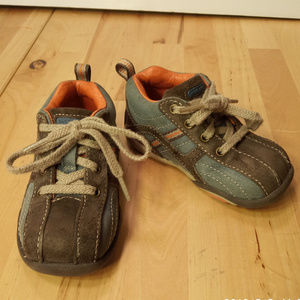 Stride Rite Suede Fashion Sneakers Kids Size 4.5